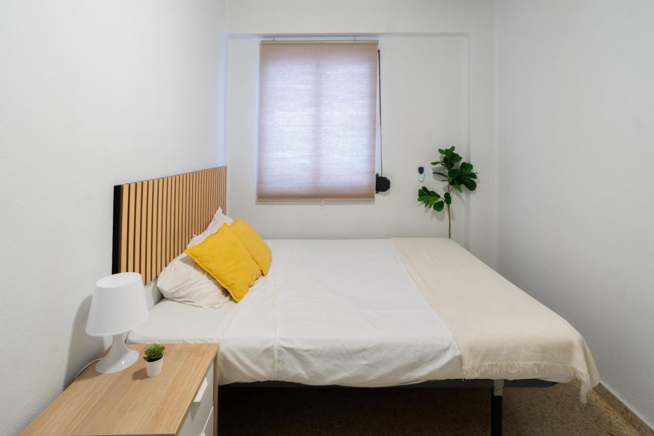 Apartamento Con Ubicacion Ideal: Playa Y Centro Apartment Валенсия Екстериор снимка