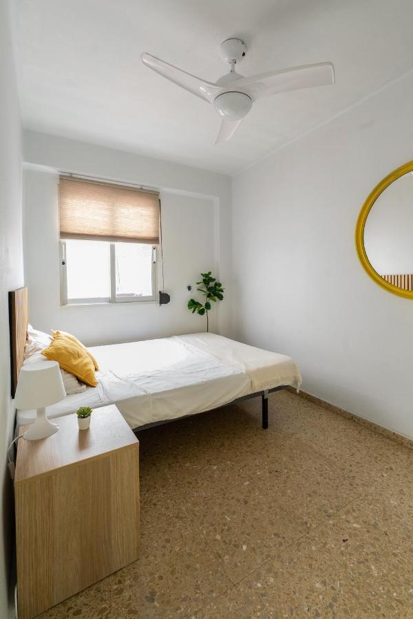 Apartamento Con Ubicacion Ideal: Playa Y Centro Apartment Валенсия Екстериор снимка