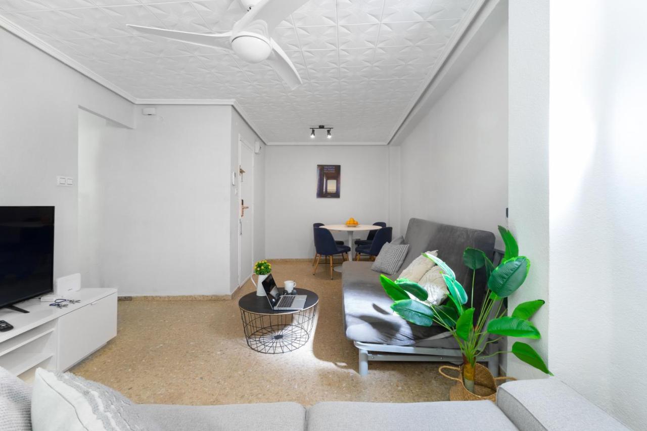Apartamento Con Ubicacion Ideal: Playa Y Centro Apartment Валенсия Екстериор снимка